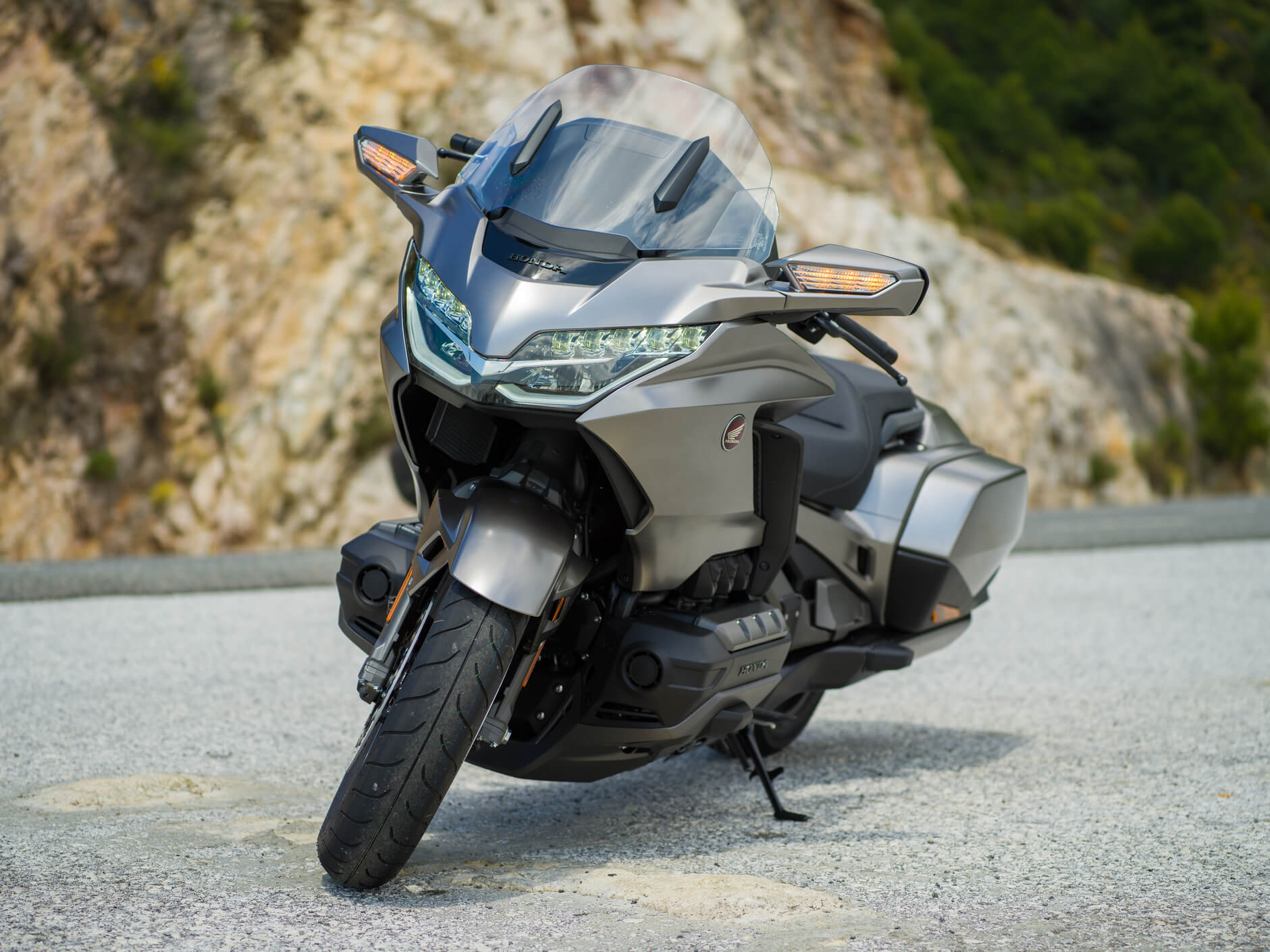 Rabaconda Street Bike Tire Changer vs Honda Goldwing