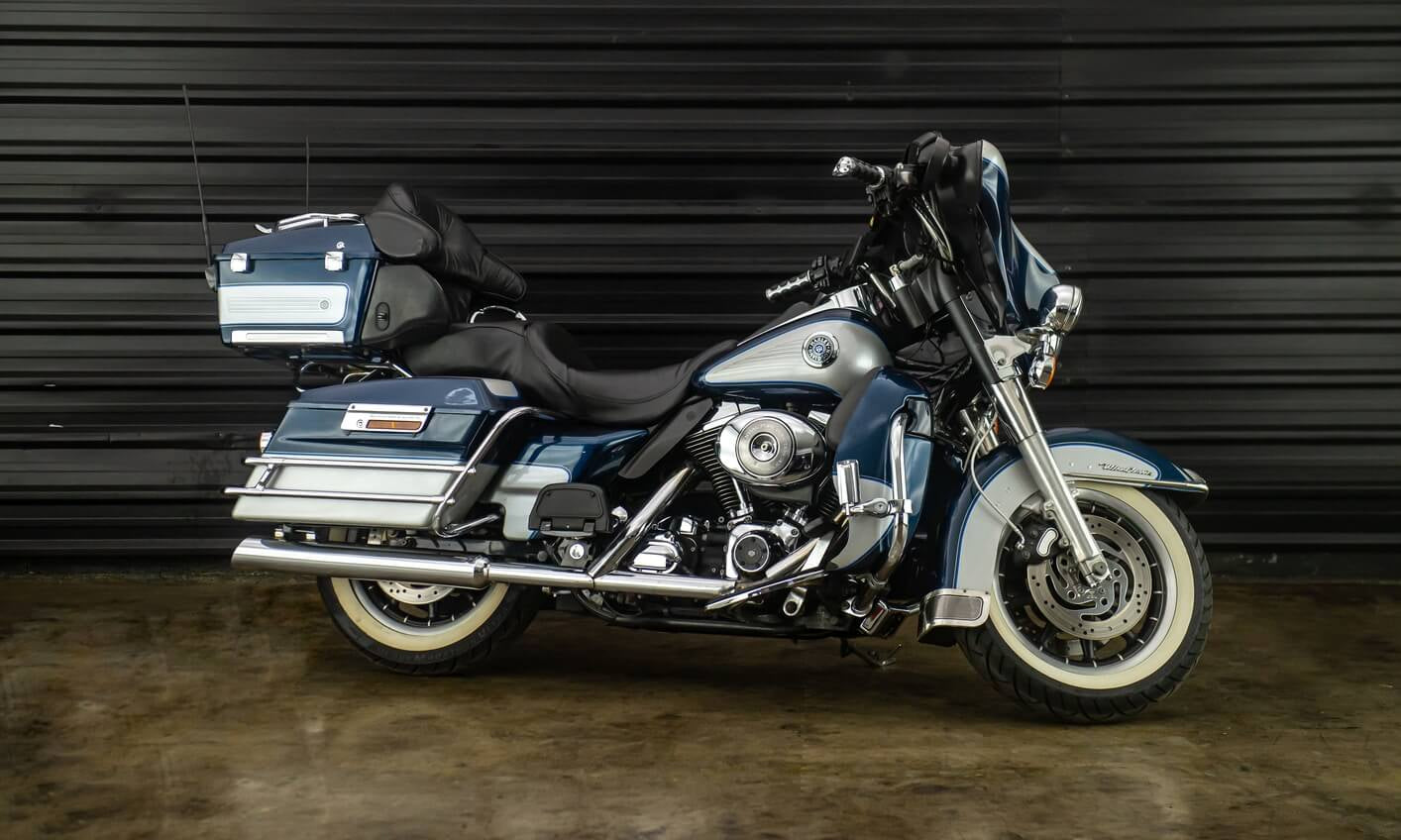 How To Change a Harley Davidson Tire: Step-By-Step With Rabaconda Street
